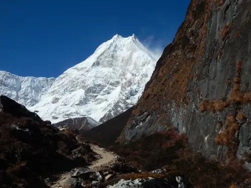 Enroute To Pungyen Monastery