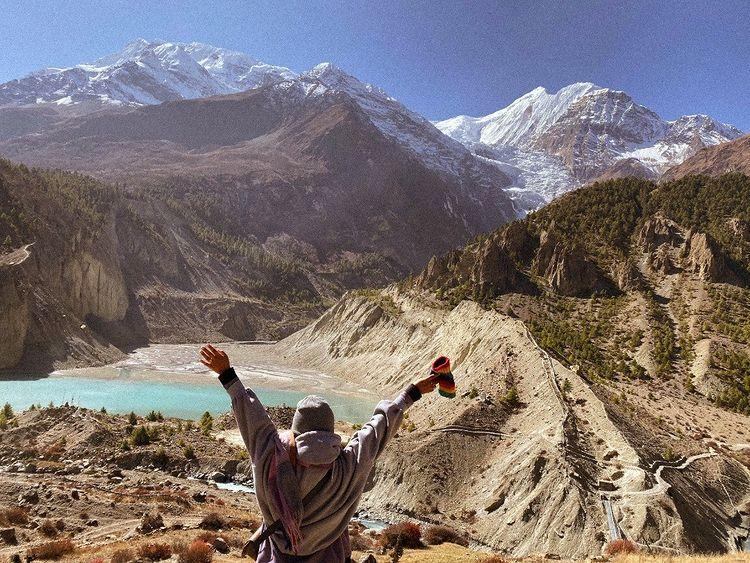 Female Trekking Guide In Nepal
