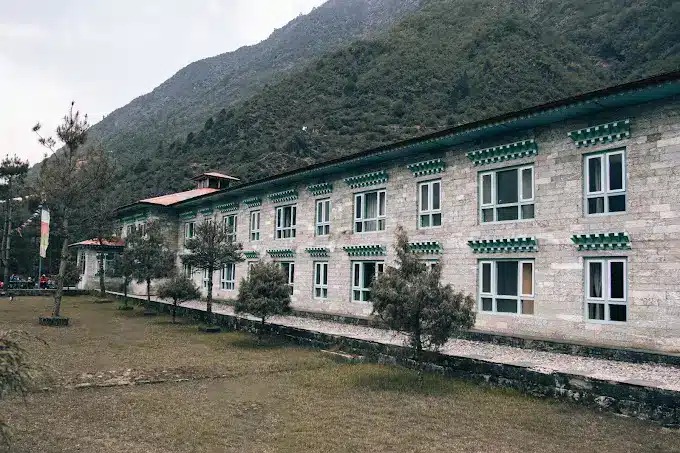 Luxury Hotel Yeti Mountain Home